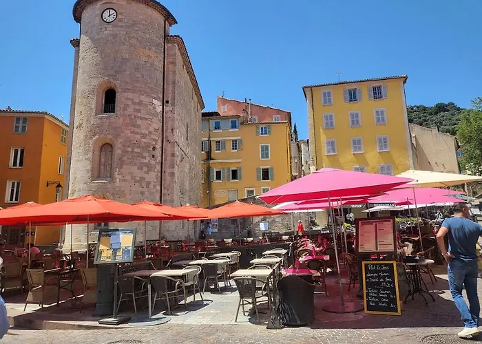 Cite Medievale, Appt 3 Etoiles, Vue Mer, 2 Ch Lejlighed Hyères